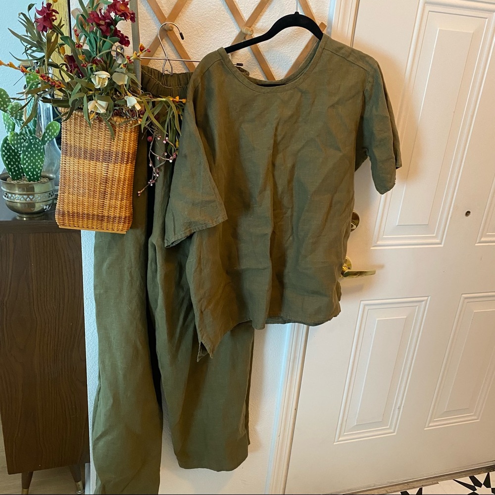 Adorable vintage linen set 🌿